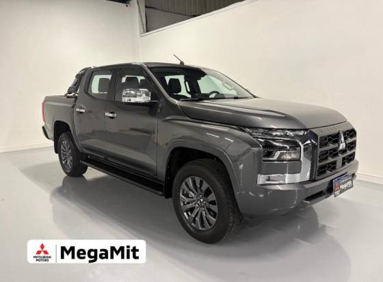 MITSUBISHI TRITON 2.4 BITURBO DIESEL CD HPE 4X4 AUTOMÁTICO